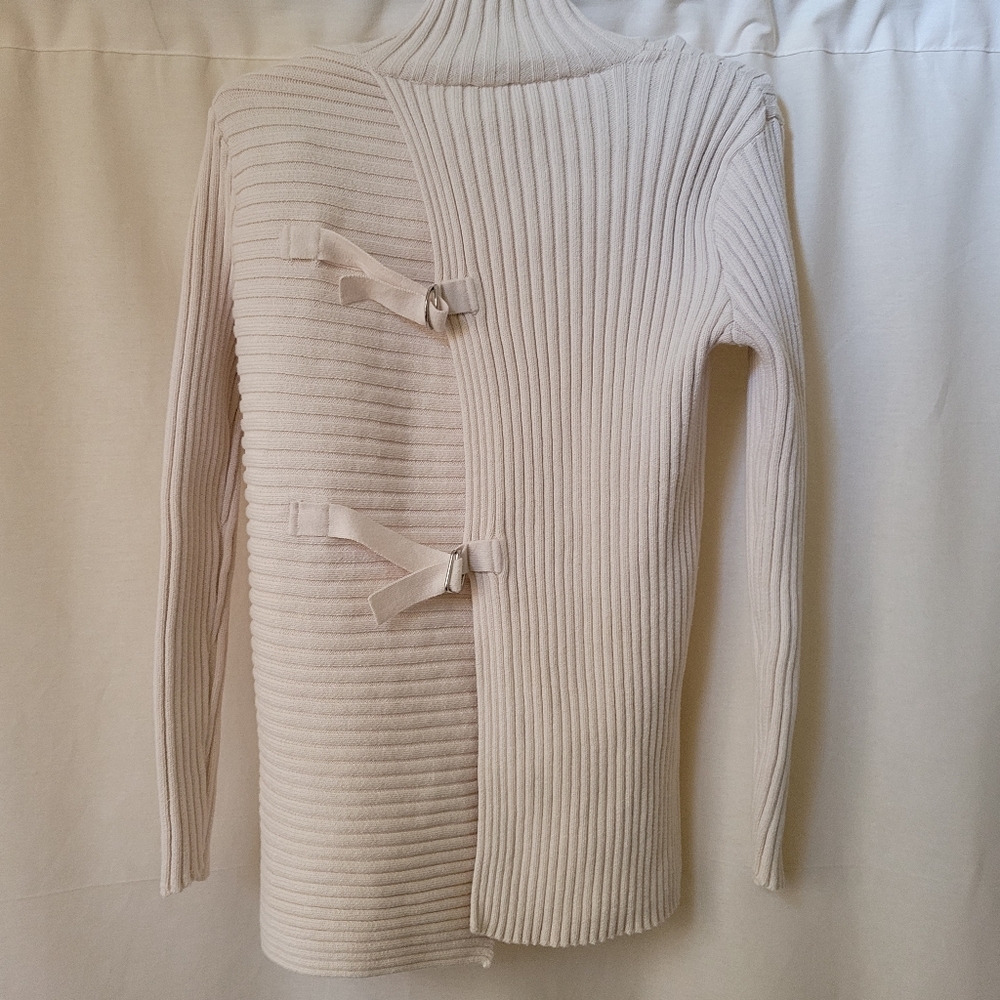 Cabi Split D-Ring Ribbed Aysmmetrical Sweater Xs - image 2